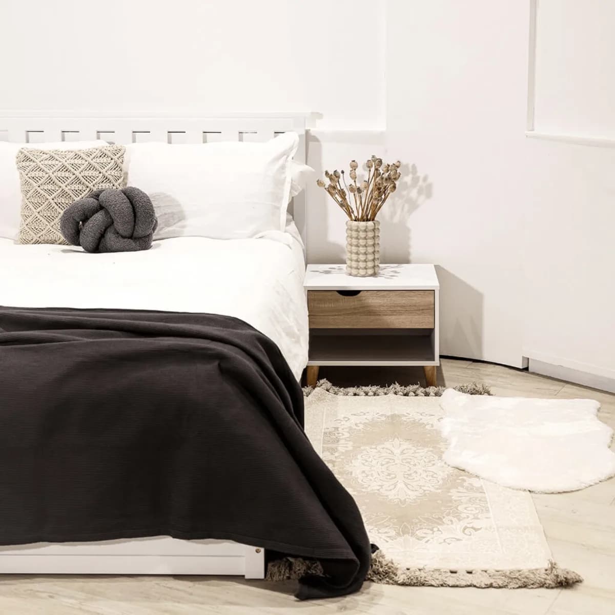 Stockholm 1 Dr Bedside Cabinet